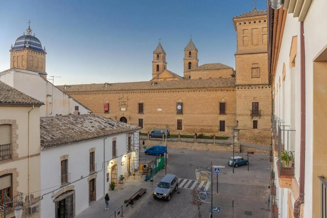 Apartamentos Turisticos Torres De Santiago Ubeda  Apartment