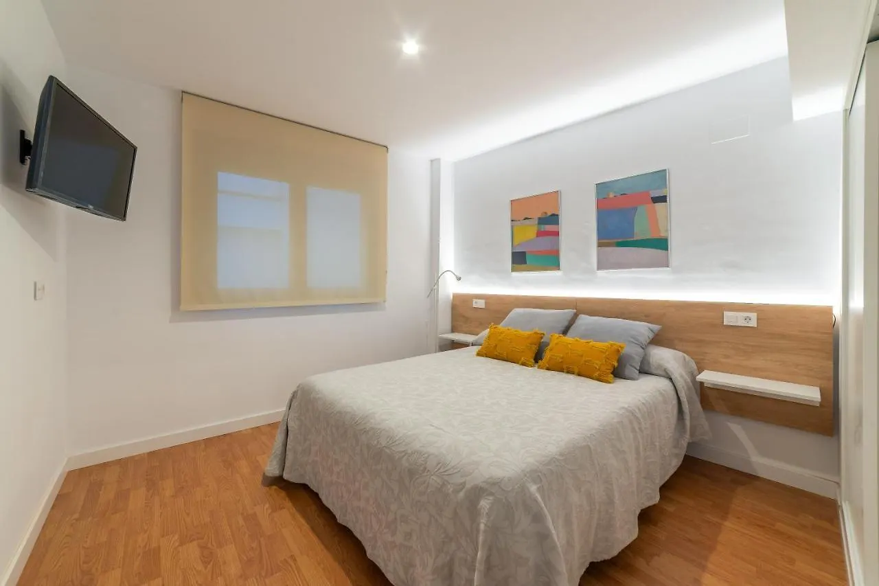 Apartamentos Turisticos Torres De Santiago Úbeda 0*,